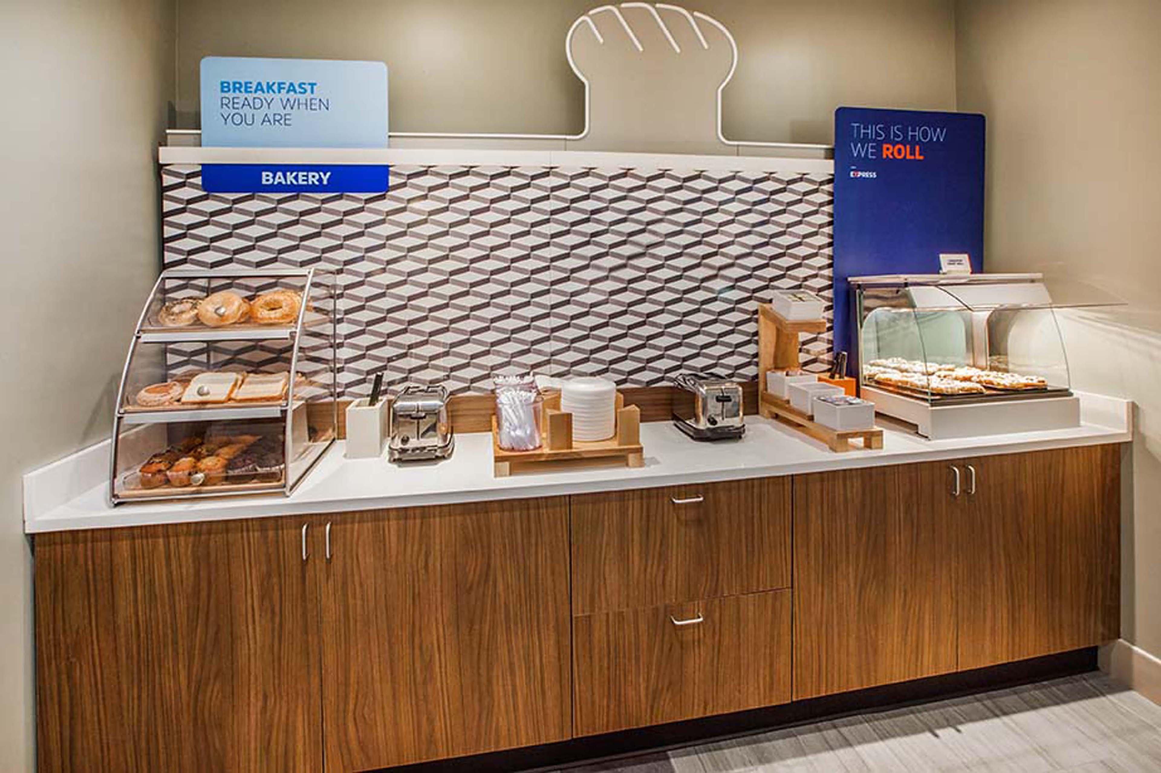 Holiday Inn Express - Lorton By Ihg Ngoại thất bức ảnh